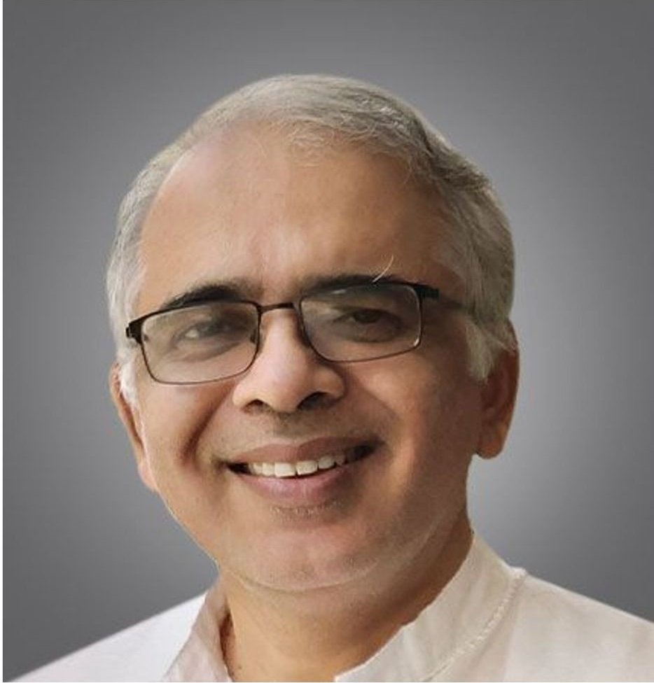 speaker photo